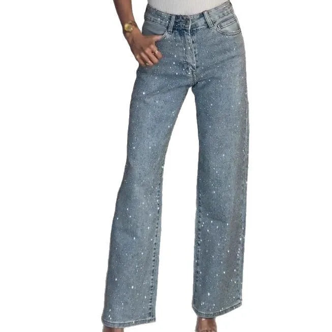 Diamond Distressed Straight Jeans