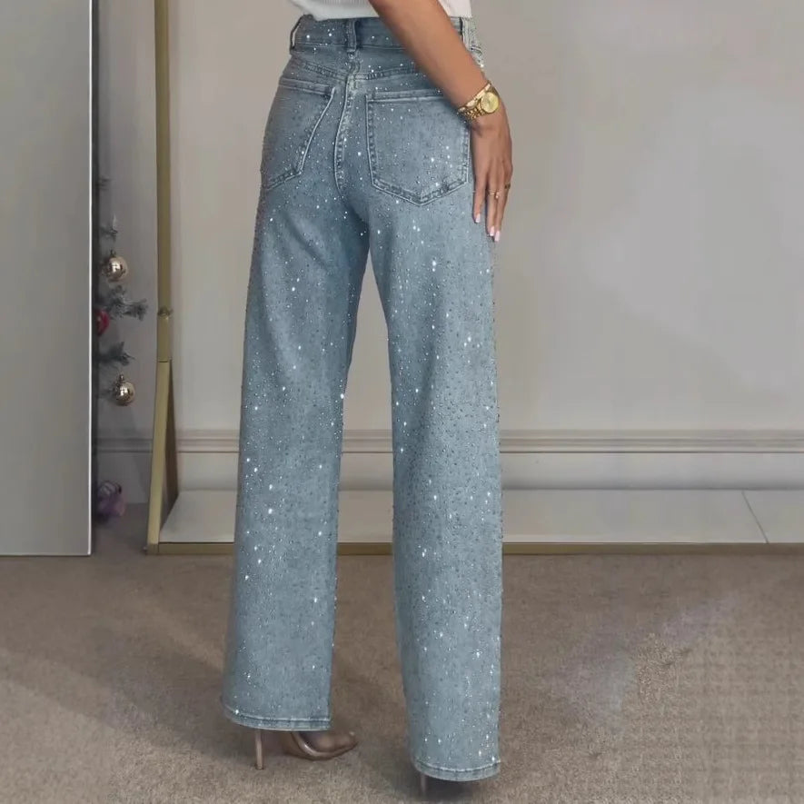 Diamond Distressed Straight Jeans