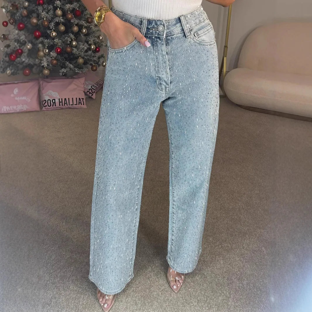 Diamond Distressed Straight Jeans